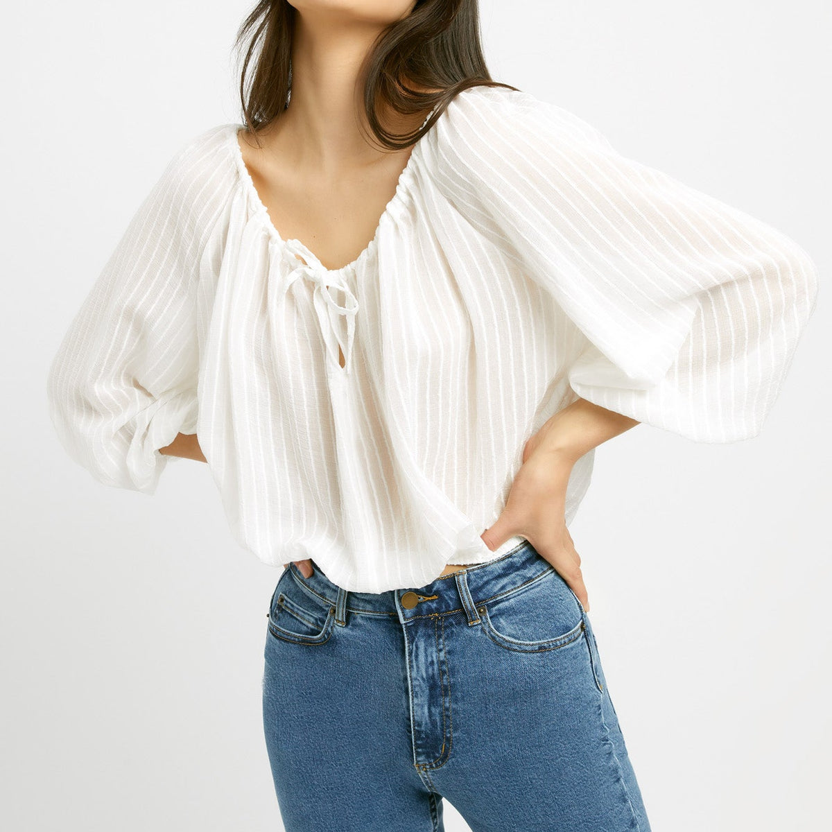 ella❢新品❢交渉可❢drawstring blouse ホワイト