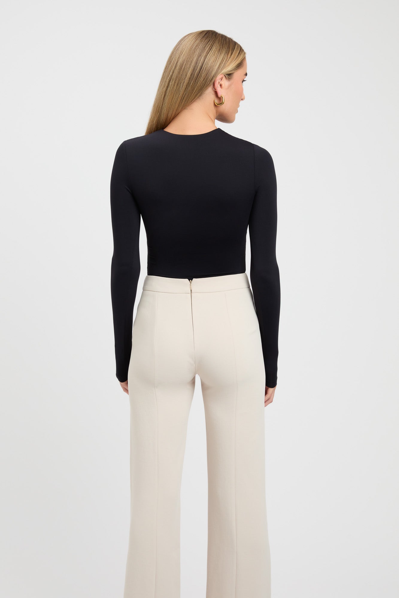 Z2643_Elina_Long_Sleeve_Bodysu