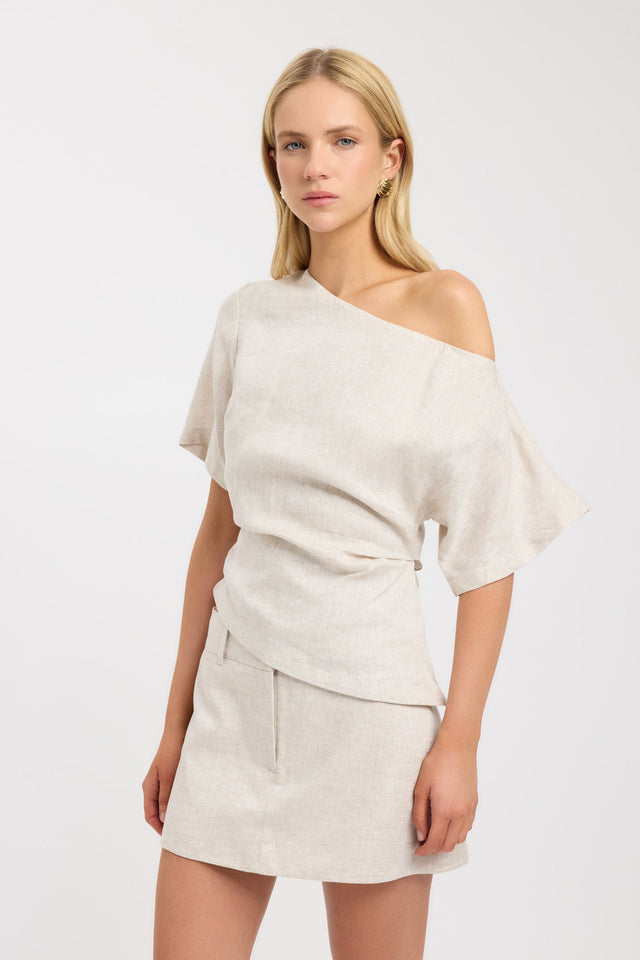 Tahiti Asymmetric Top