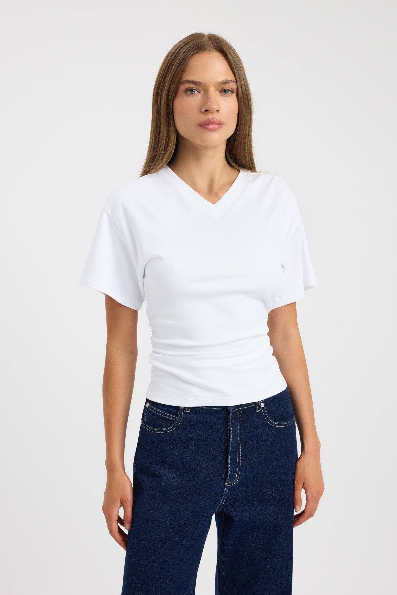 Nova Vee Neck Tee – KOOKAÏ UK